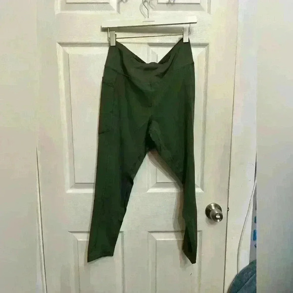 Juicy couture leggings green color size large side pockets - Picture 1 of 5